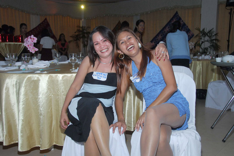 Philippines-women-5817